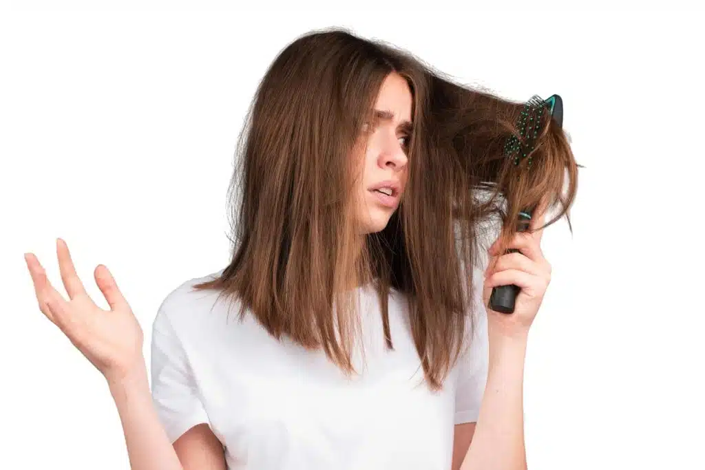 Caída de cabello en mujeres: 6 Causas comunes y cómo tratarla 3 Como saber que tipo de caida tengo